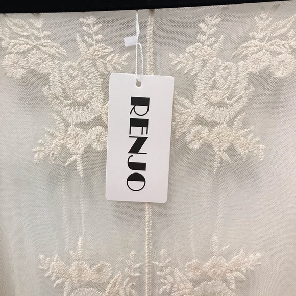 Cotton lace cream duster - Picture 6 of 11